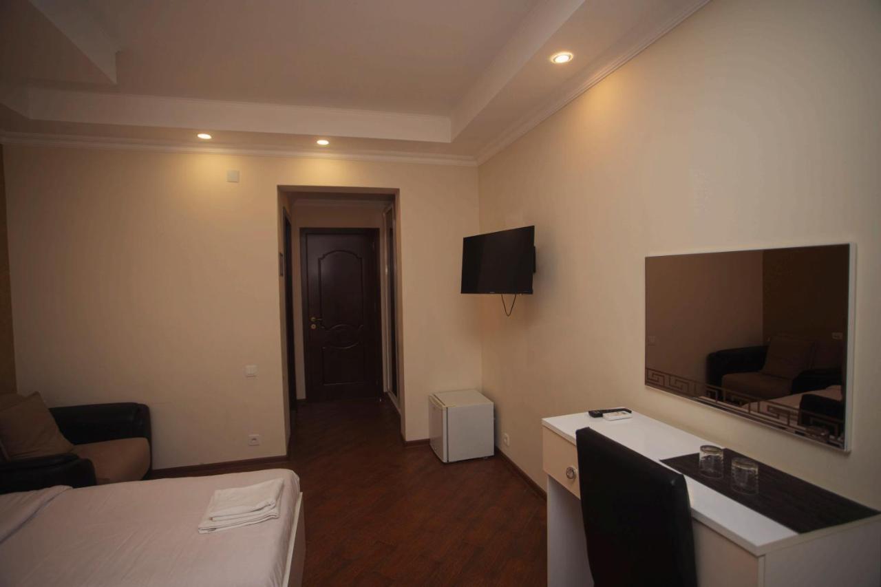 Hotel Irise Kobuleti Exterior photo
